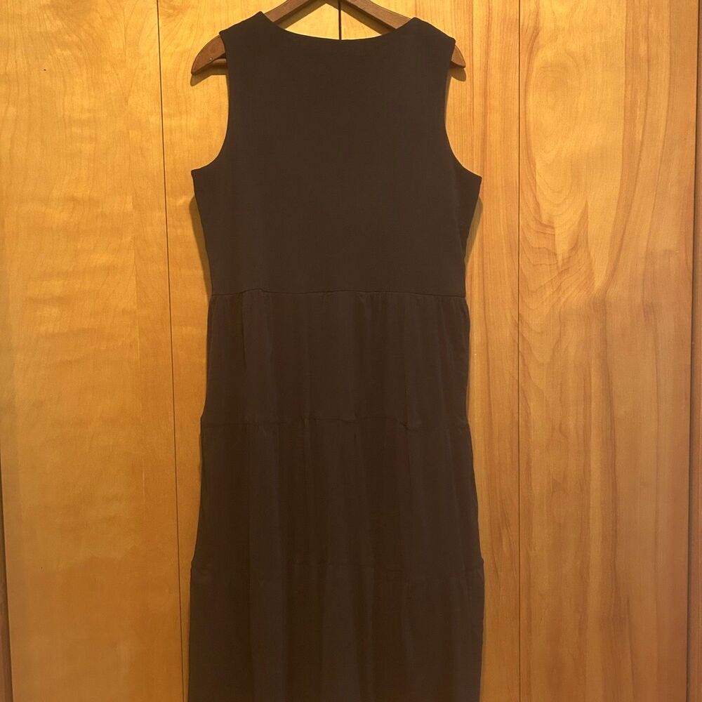 T by Tahari Sleeveless Vneck Black Dress-Mesh Overlay Skirt-1X-Witchy-Whimsigoth